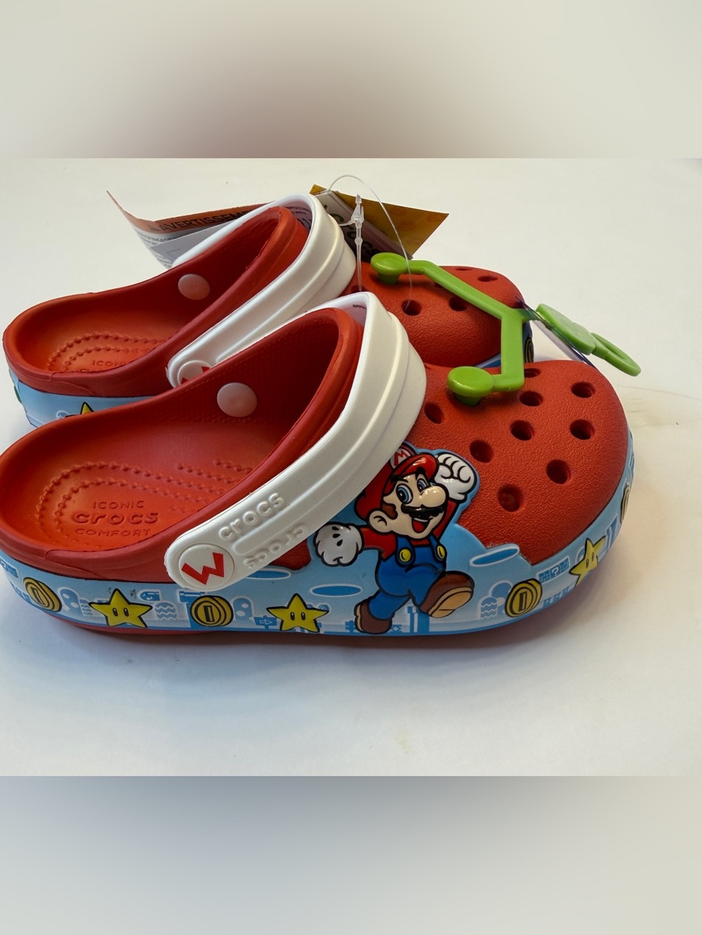 Super Mario croc light up kids size 10C